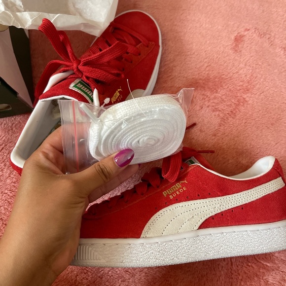 Suede classic XXI women’s shoe In high risk red - Picture 4 of 5